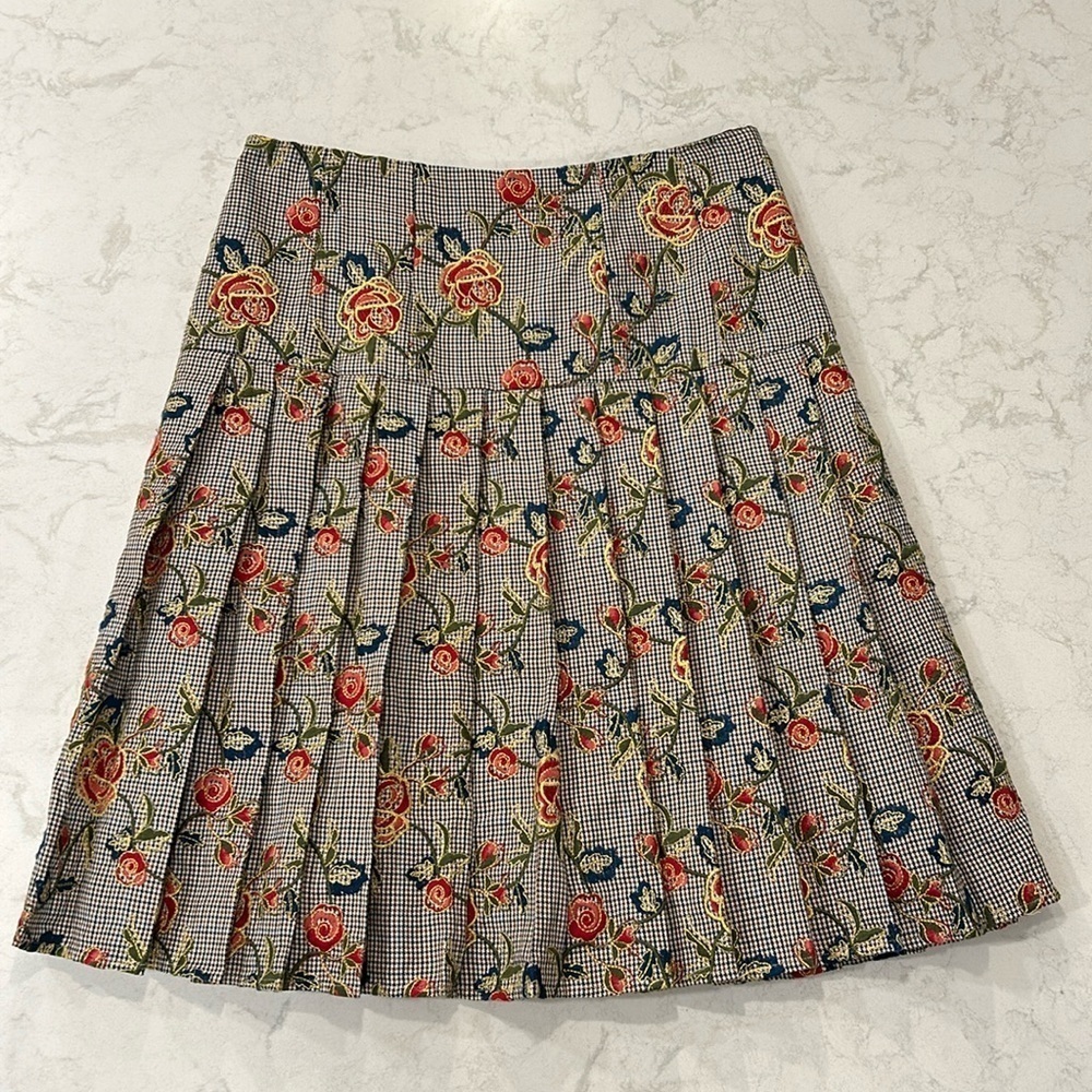 Brooks Brothers Floral Pleated Skirt - Red and Green
